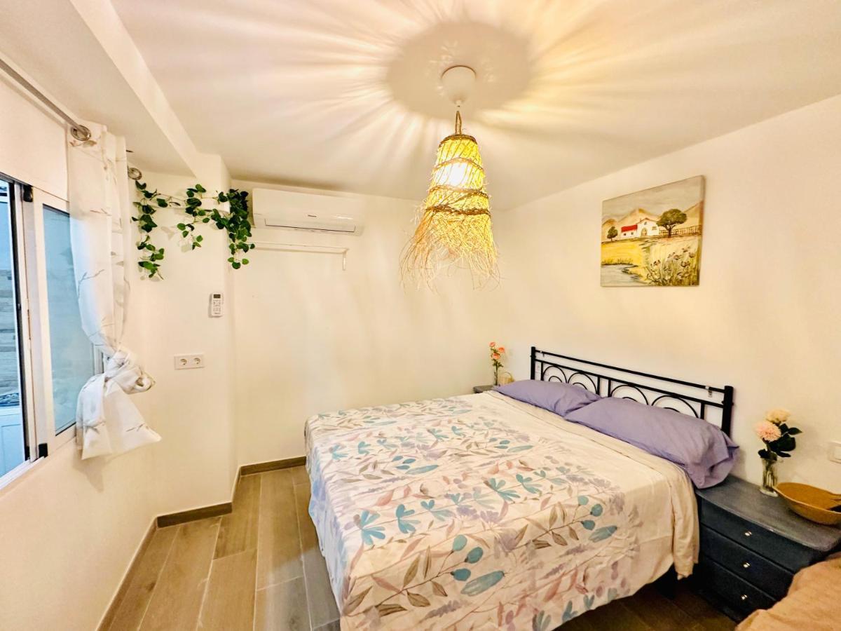Sol Apartamentos Malaga Centro Ngoại thất bức ảnh